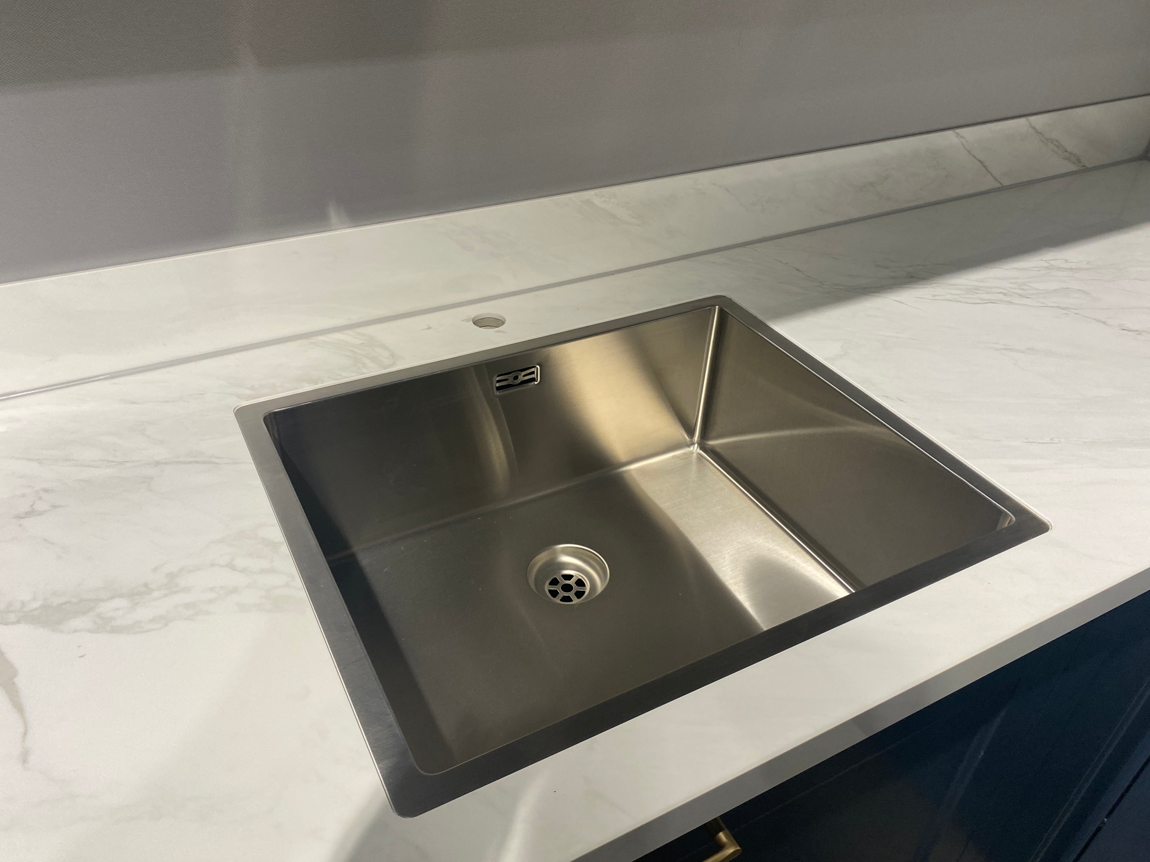 02644 - Blauw klassieke hoekkeuken