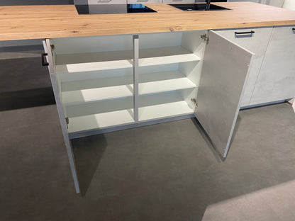 02646 - Grijze eilandkeuken met bar