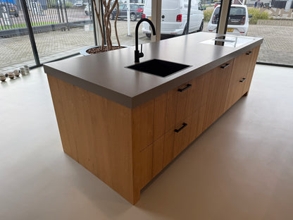 02654 - Landelijke eilandkeuken