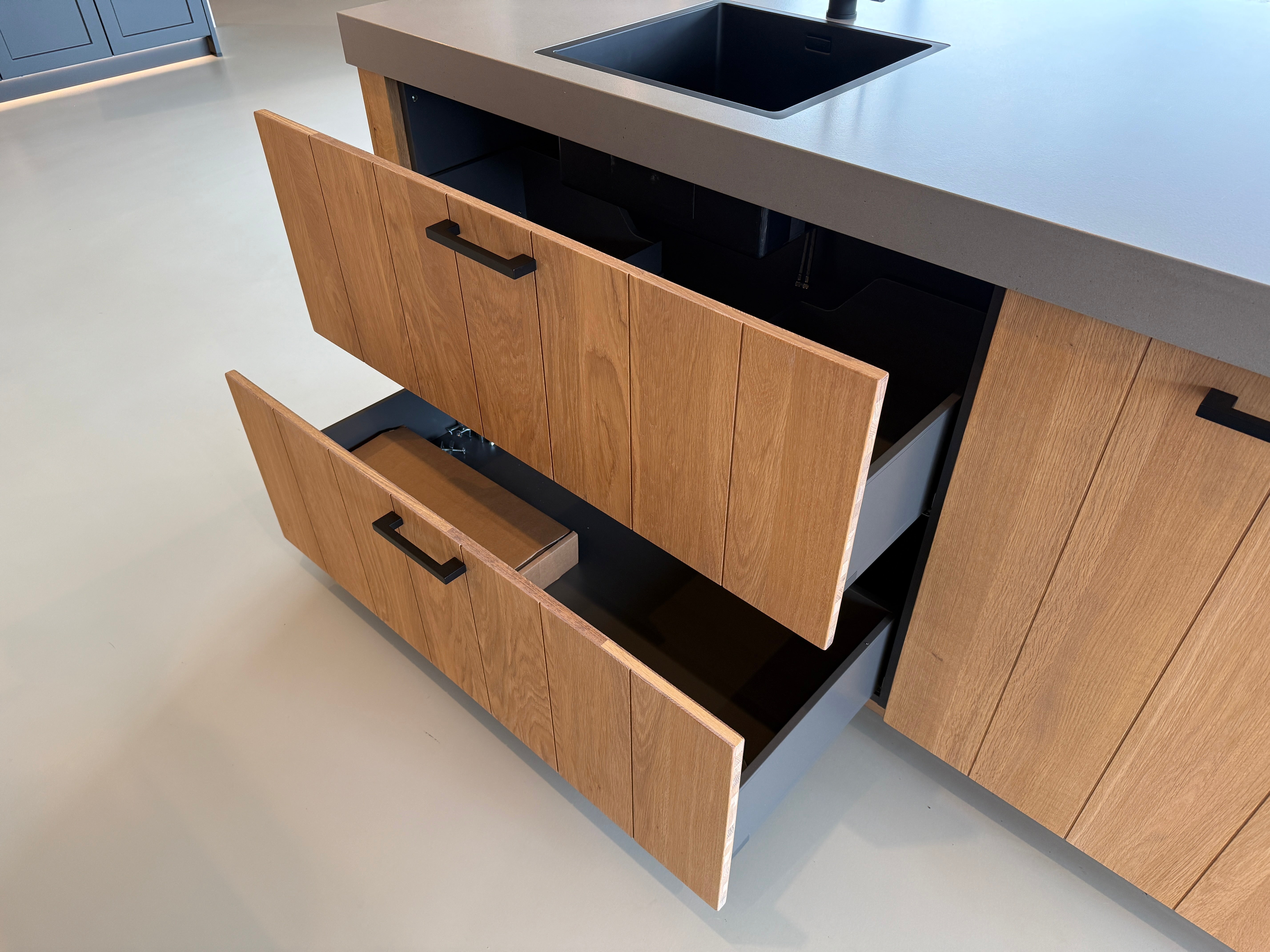 02654 - Landelijke eilandkeuken