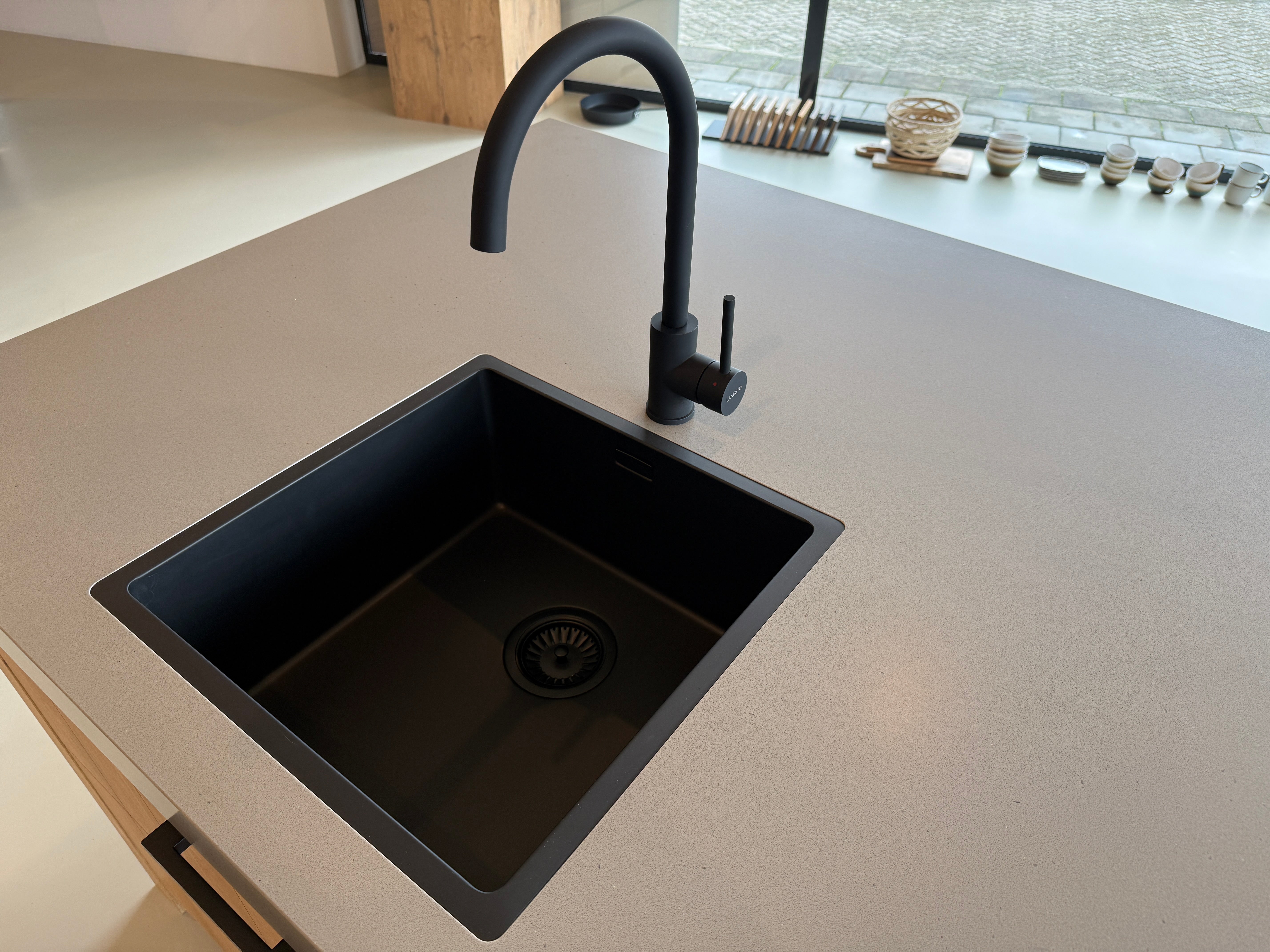 02654 - Landelijke eilandkeuken