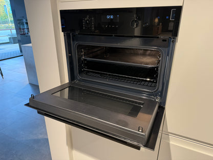 02770 - Kvik Linearis schiereiland keuken