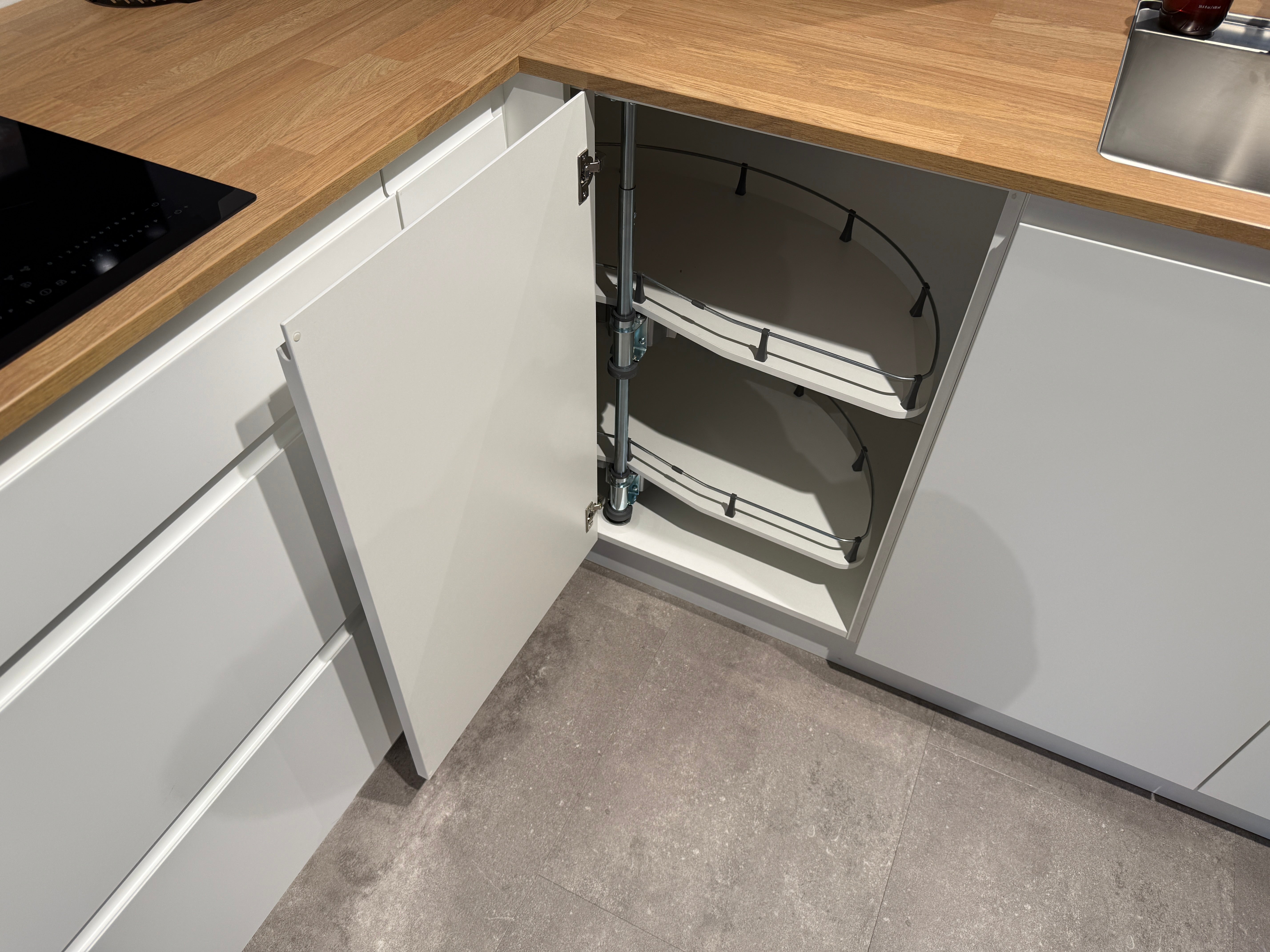 02770 - Kvik Linearis schiereiland keuken