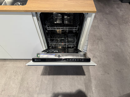 02770 - Kvik Linearis schiereiland keuken