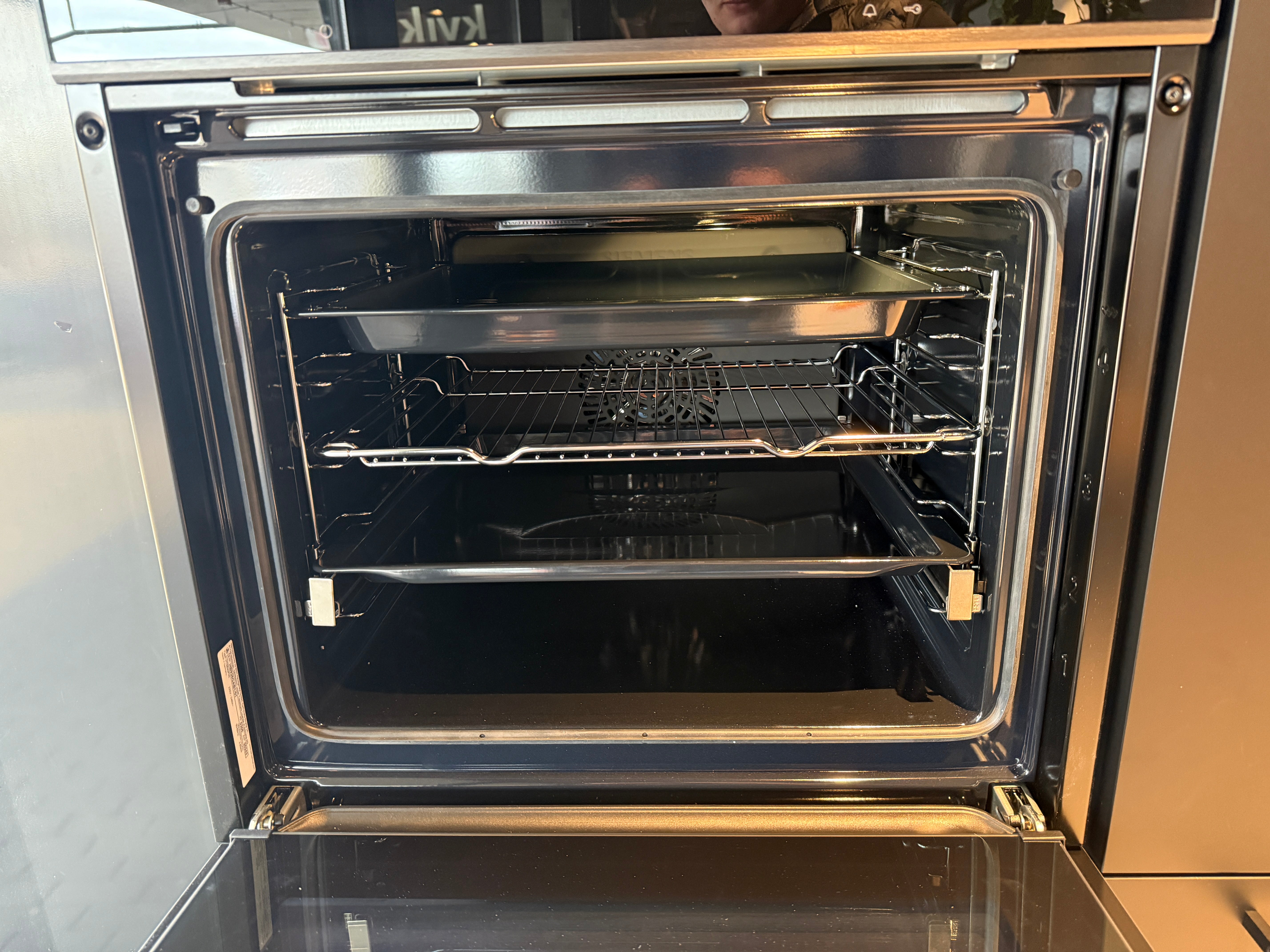 02774 - Moderne schiereiland keuken