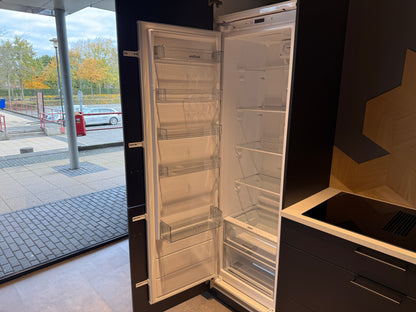 02774 - Moderne schiereiland keuken