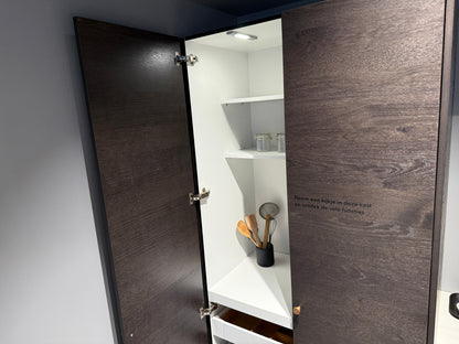 02768 - Moderne schiereiland keuken