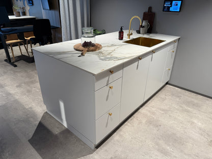 02768 - Moderne schiereiland keuken