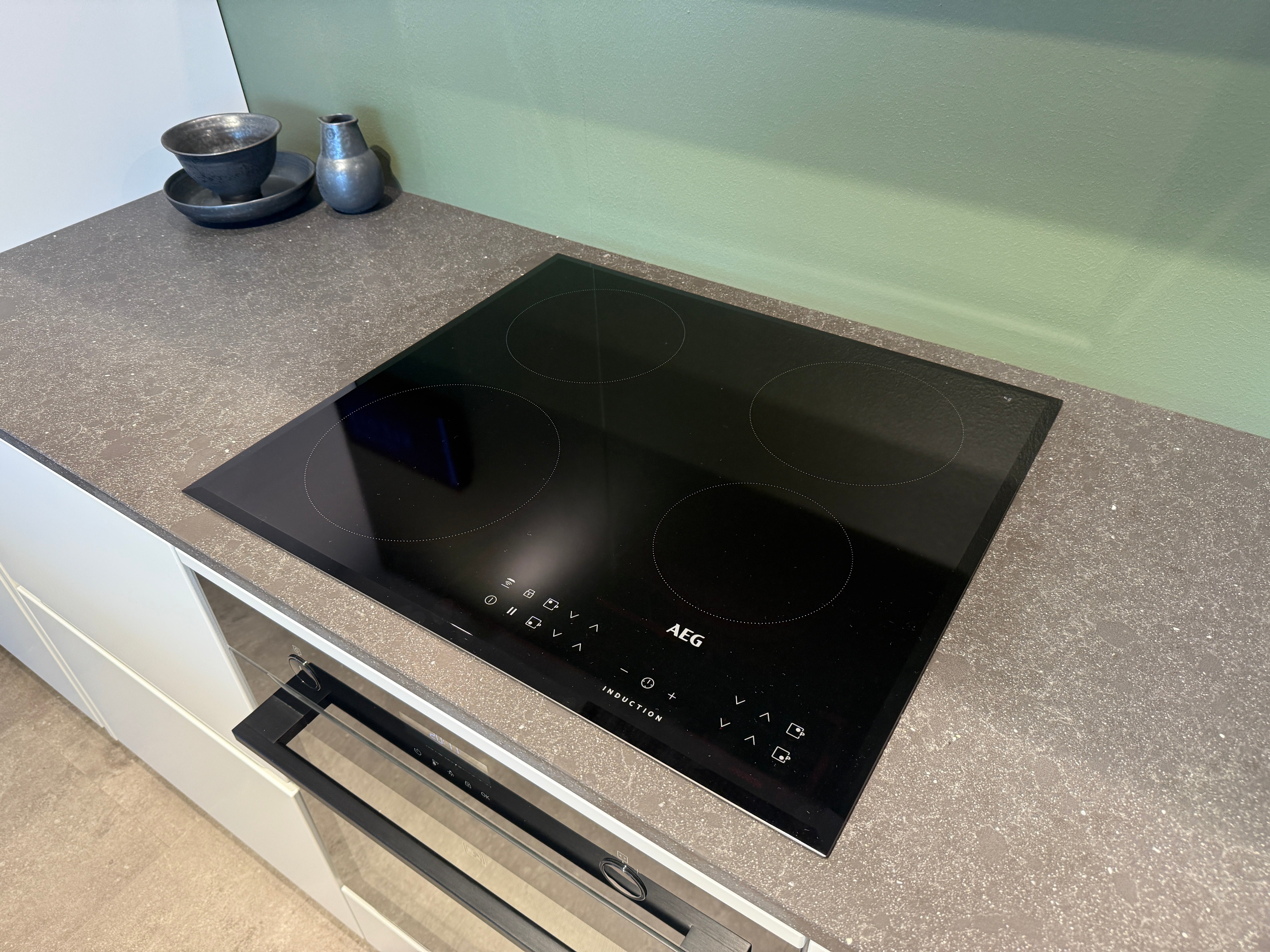 02776 - Mano white Kvik eilandkeuken