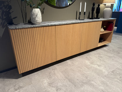 KVN1 - Corisa light oak dressoir