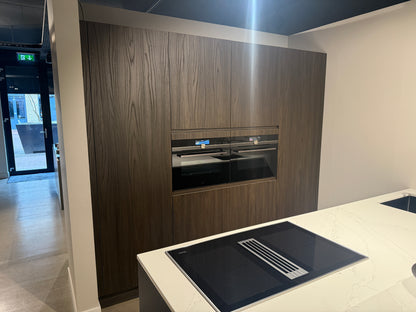 03060 - Donker eiken fineer eilandkeuken