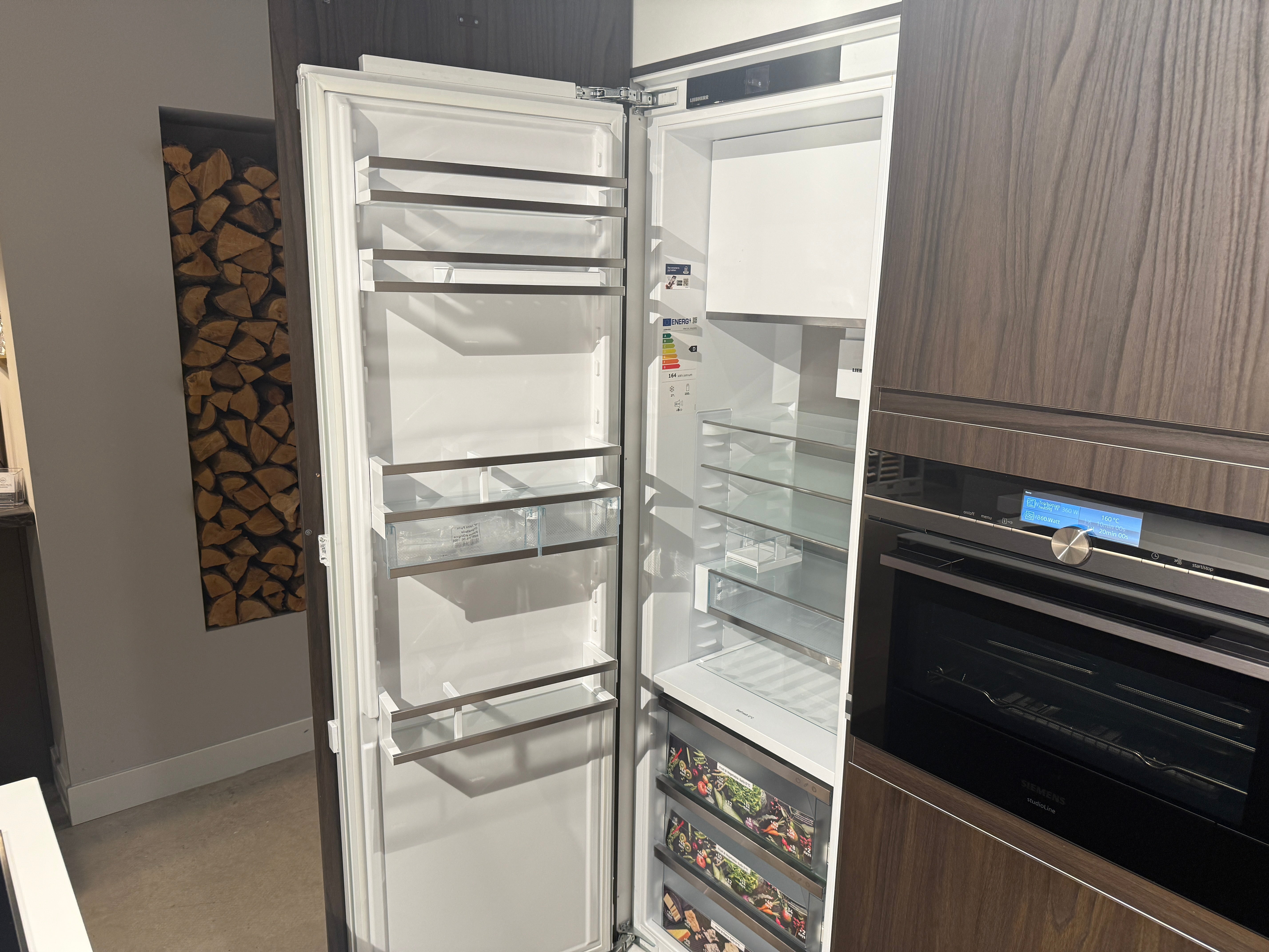 03060 - Donker eiken fineer eilandkeuken