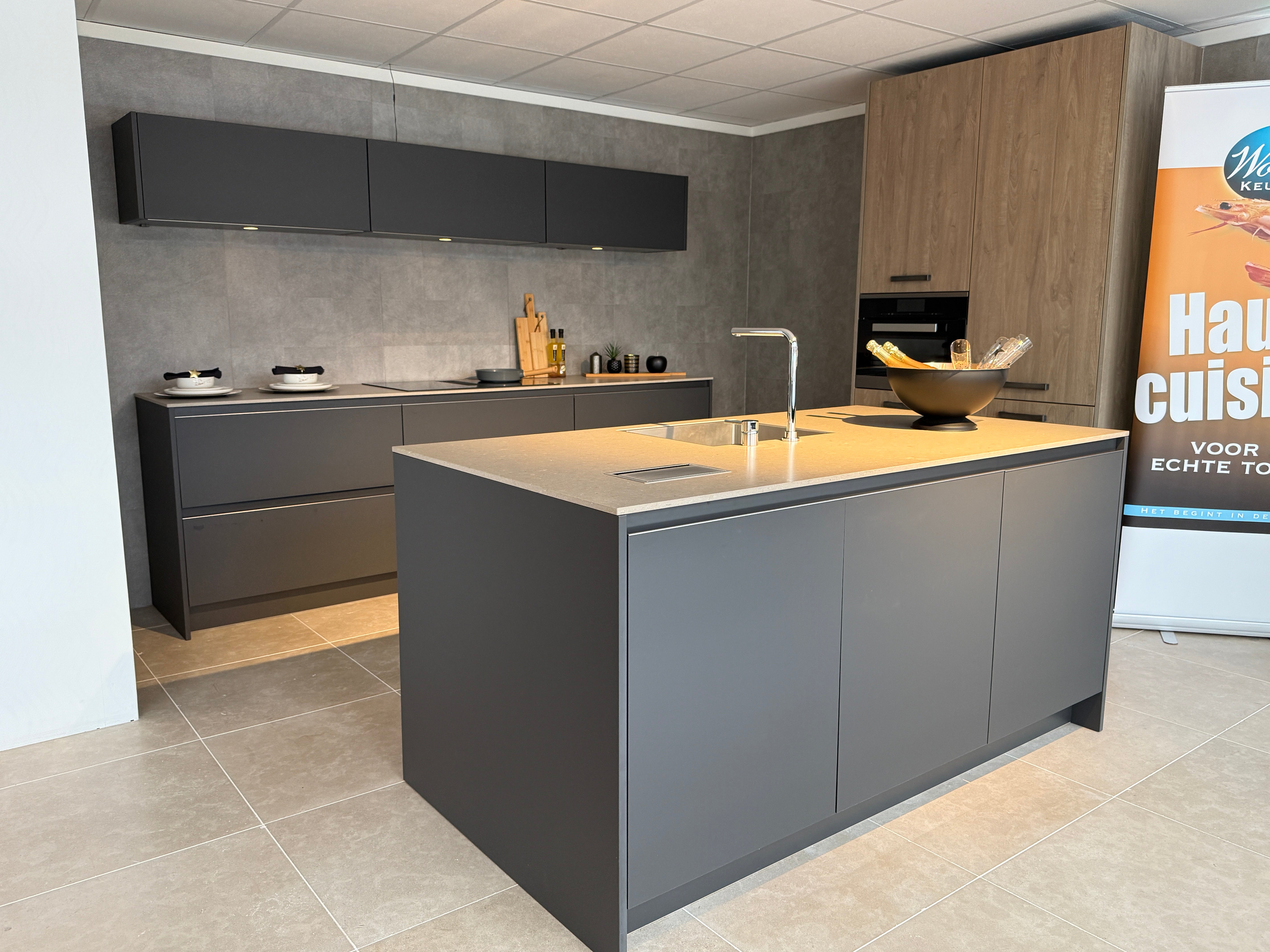 03156 - Moderne eilandkeuken