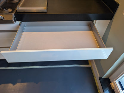 02850 - Witte parallel keuken