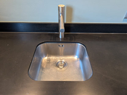 02850 - Witte parallel keuken