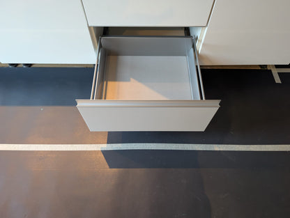 02850 - Witte parallel keuken