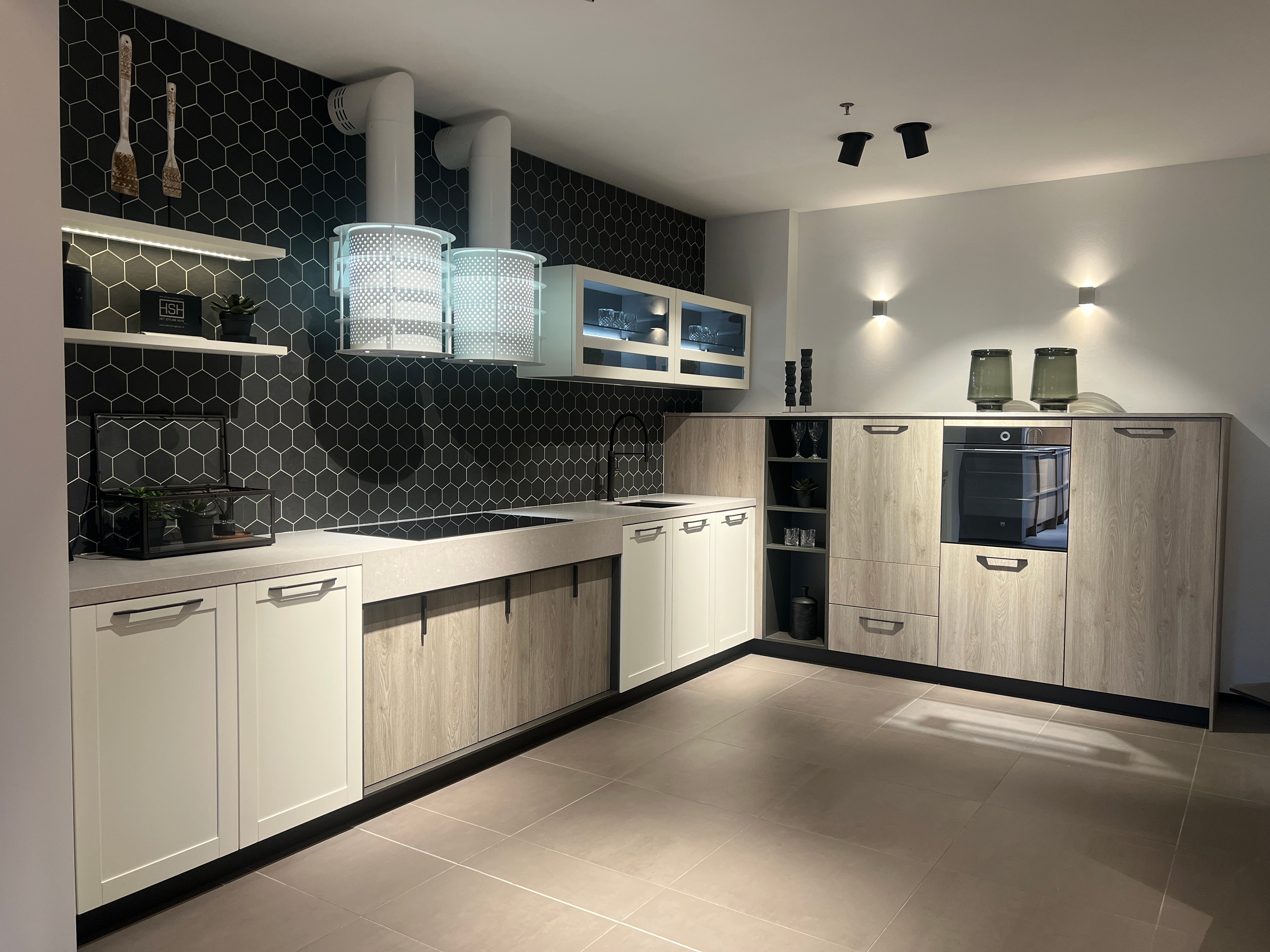 00066 - Landelijke hoekkeuken