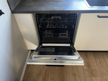 03184 - Witte hoekkeuken