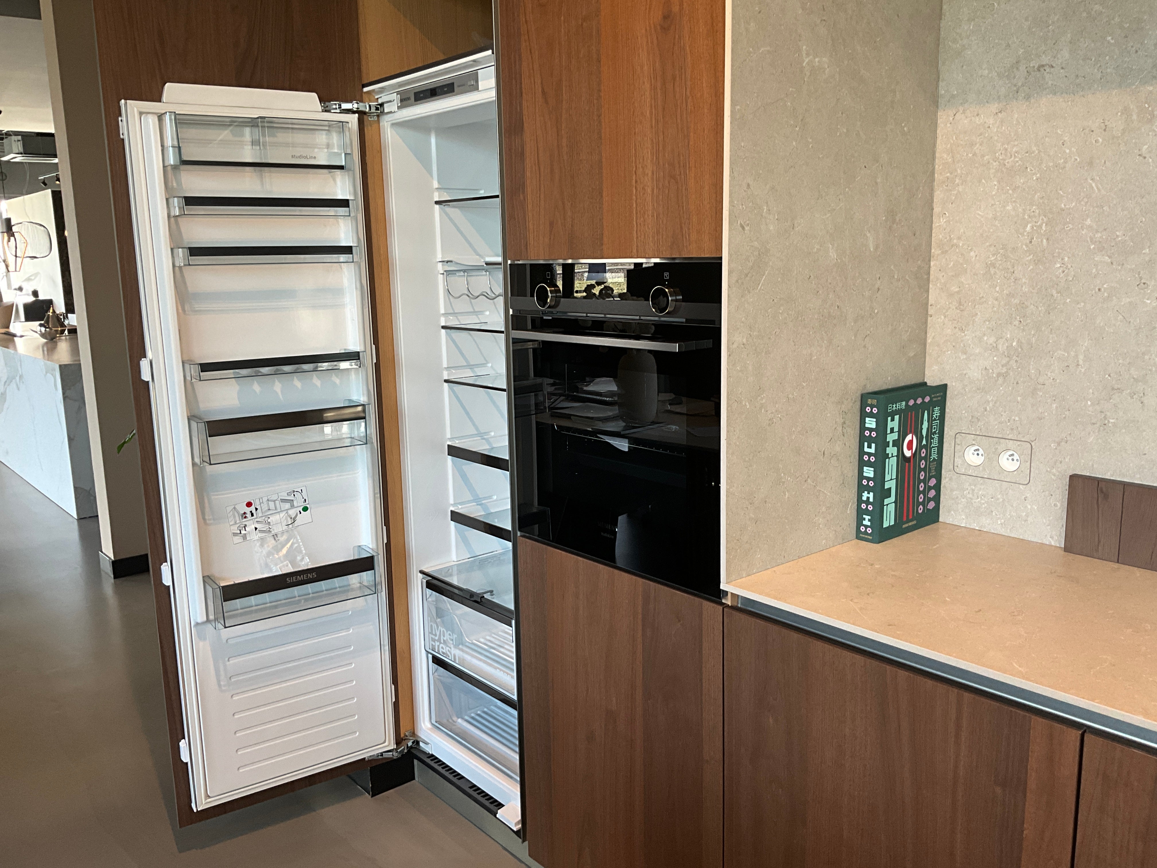 02461 - Moderne eilandkeuken