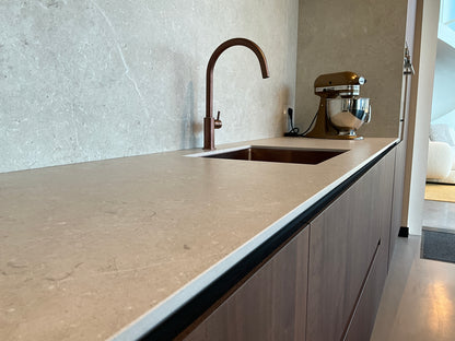 02461 - Moderne eilandkeuken