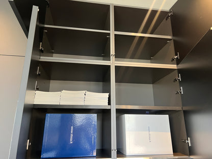 02450 - Zwart/witte luxe eilandkeuken