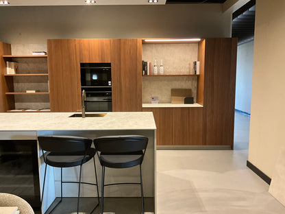 02448 - Eiken fineer eilandkeuken