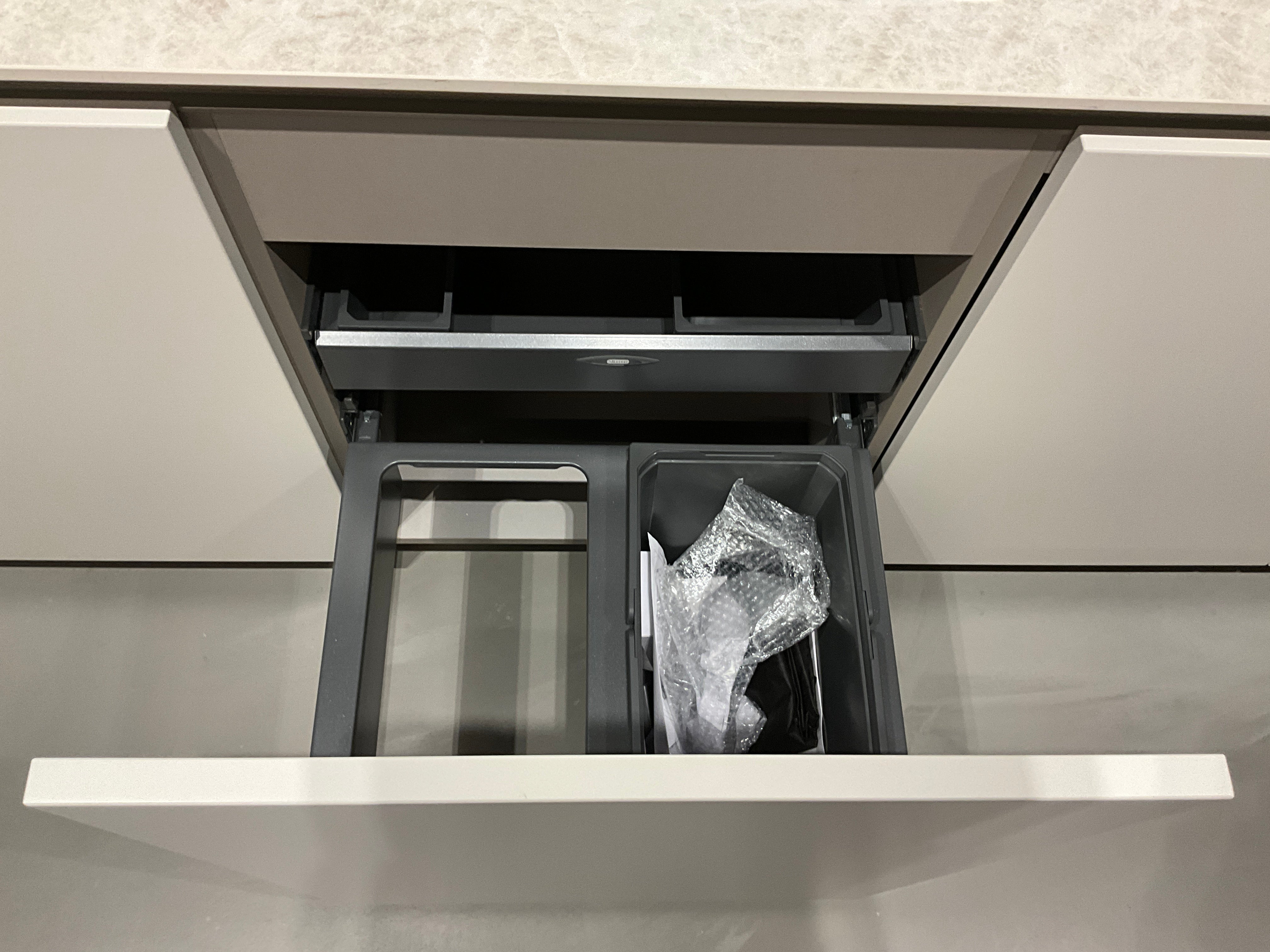 02448 - Eiken fineer eilandkeuken