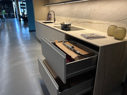 02465 - Stosa rechte keuken met kastenwand