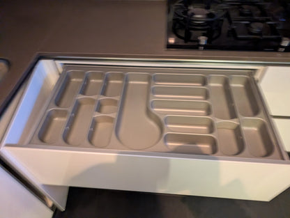 03120 - Moderne witte hoekkeuken