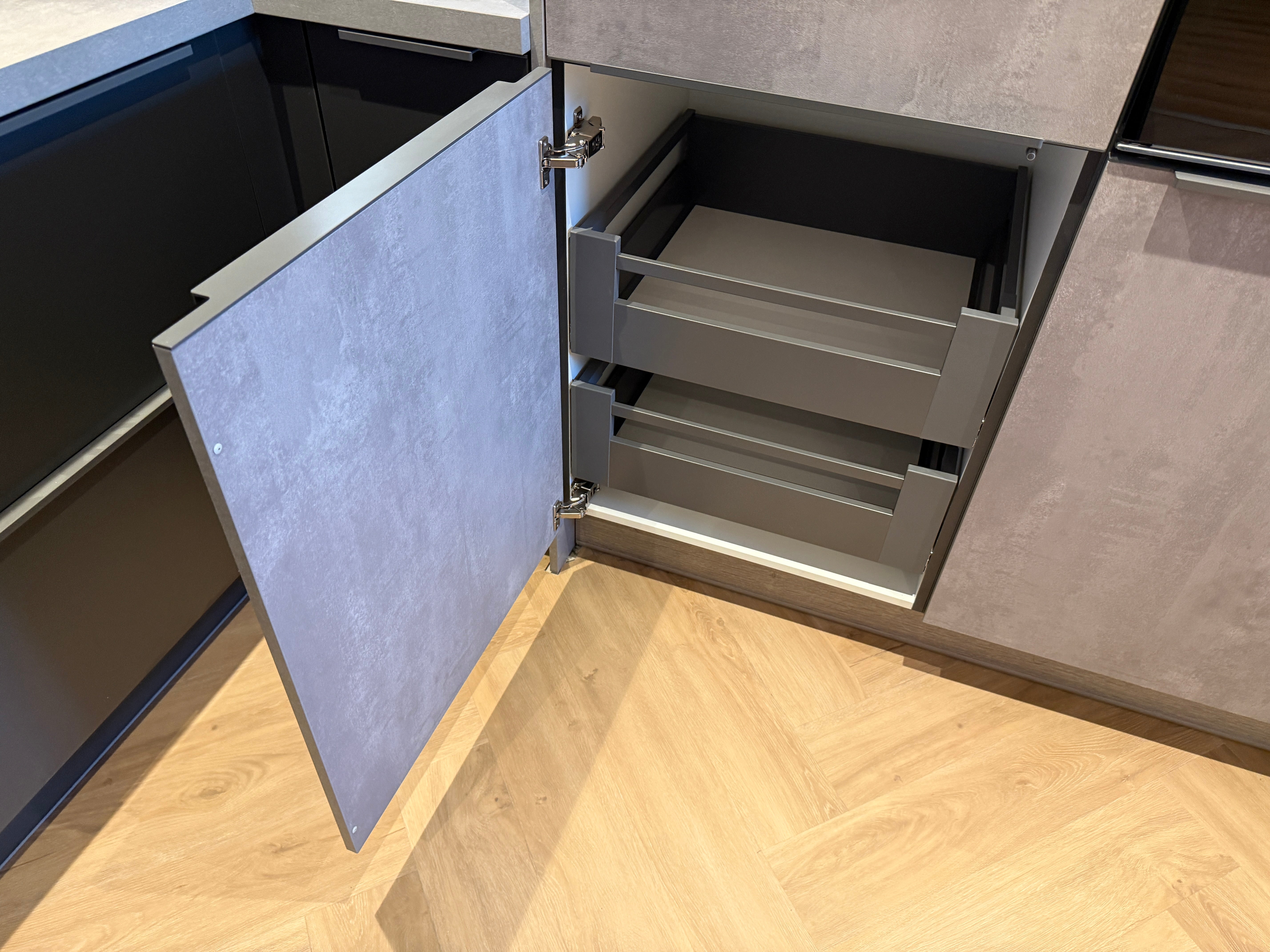 04035 - Betonlook U keuken