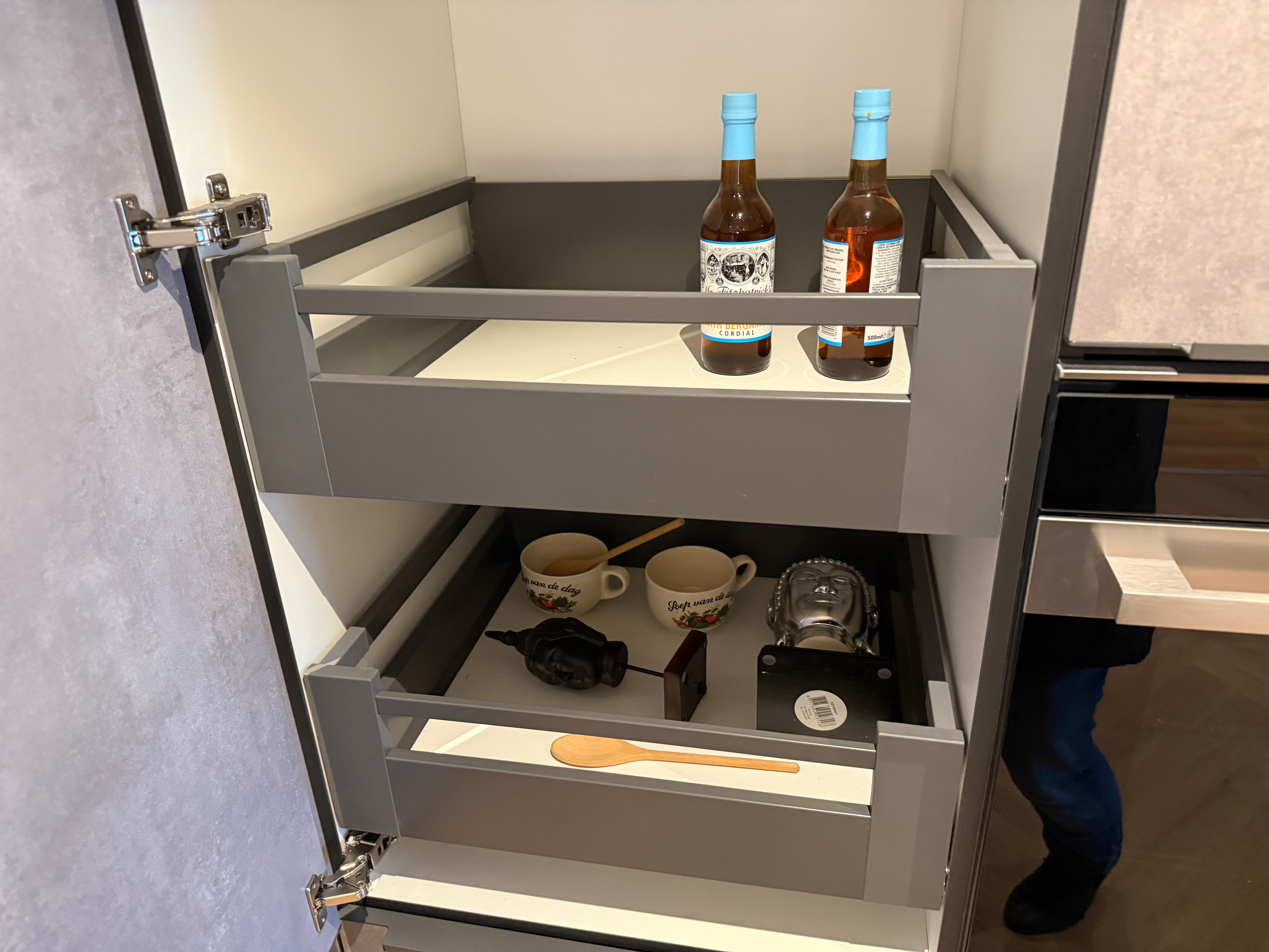 04035 - Betonlook U keuken