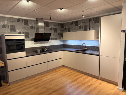 04039 - Moderne hoekkeuken