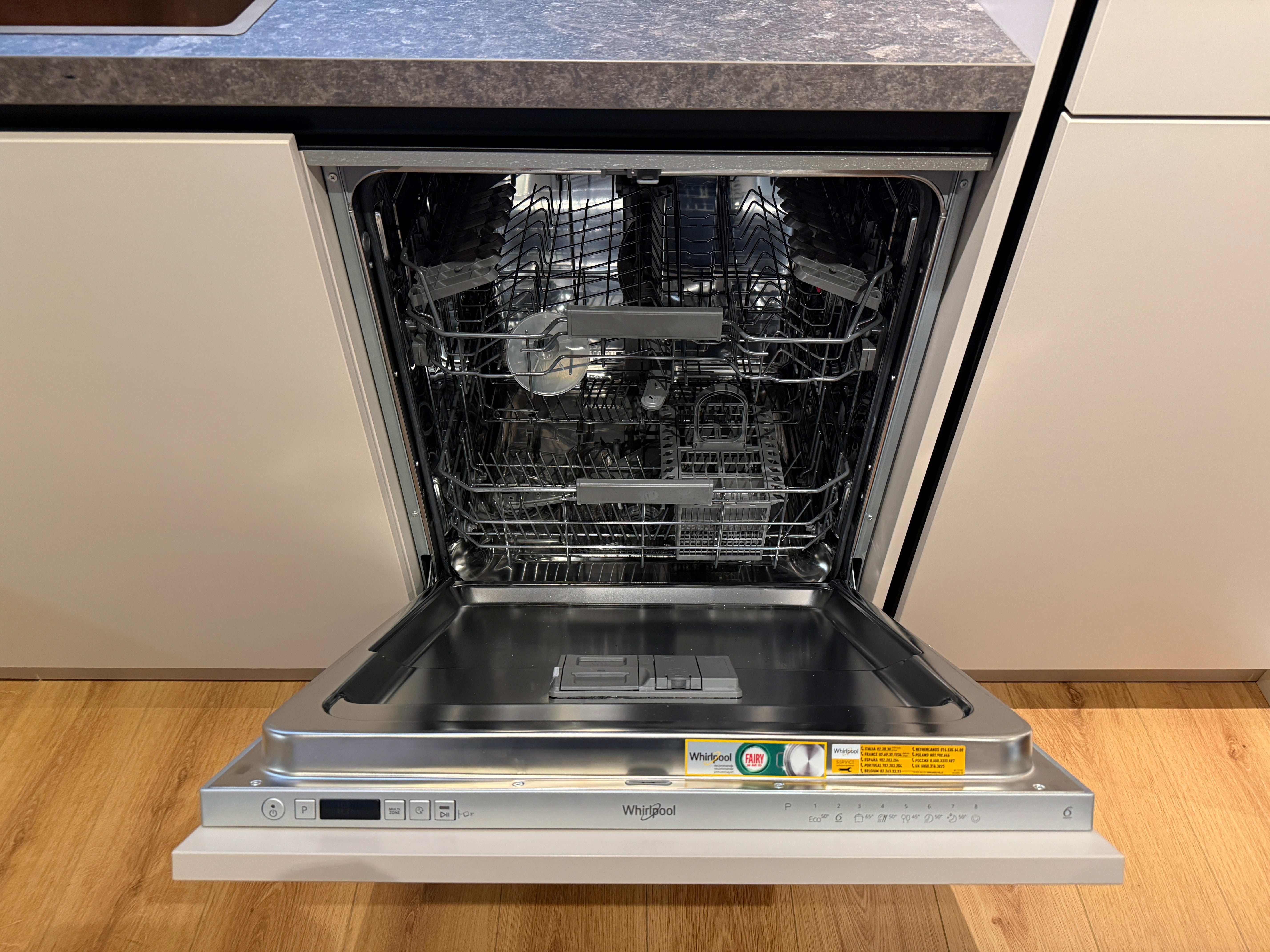 04039 - Moderne hoekkeuken