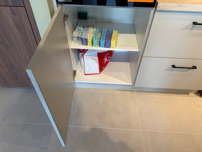 04053 - Impuls showroomkeuken met houten eiland