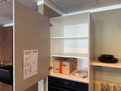 04053 - Impuls showroomkeuken met houten eiland