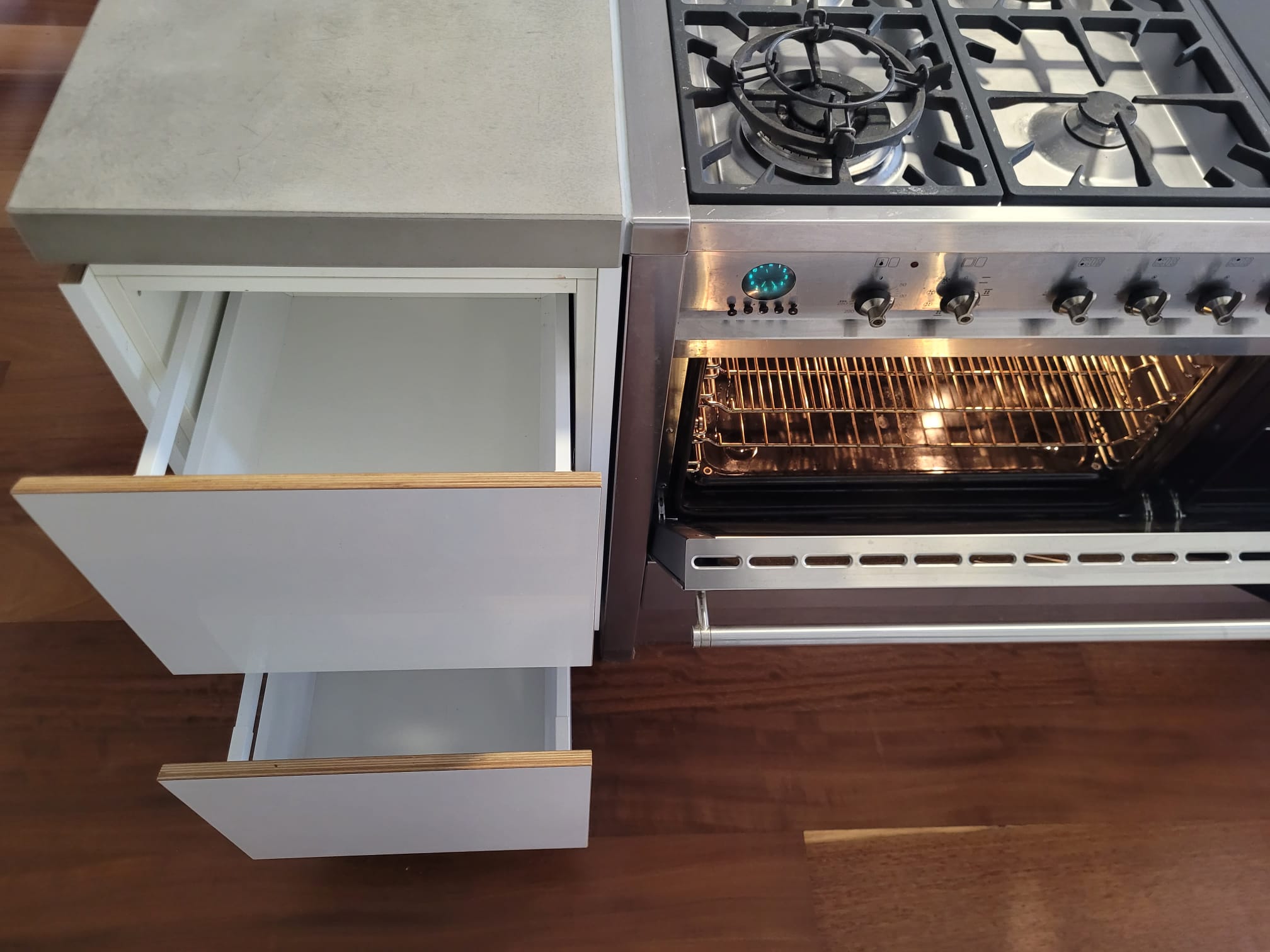 03625 - Witte eilandkeuken