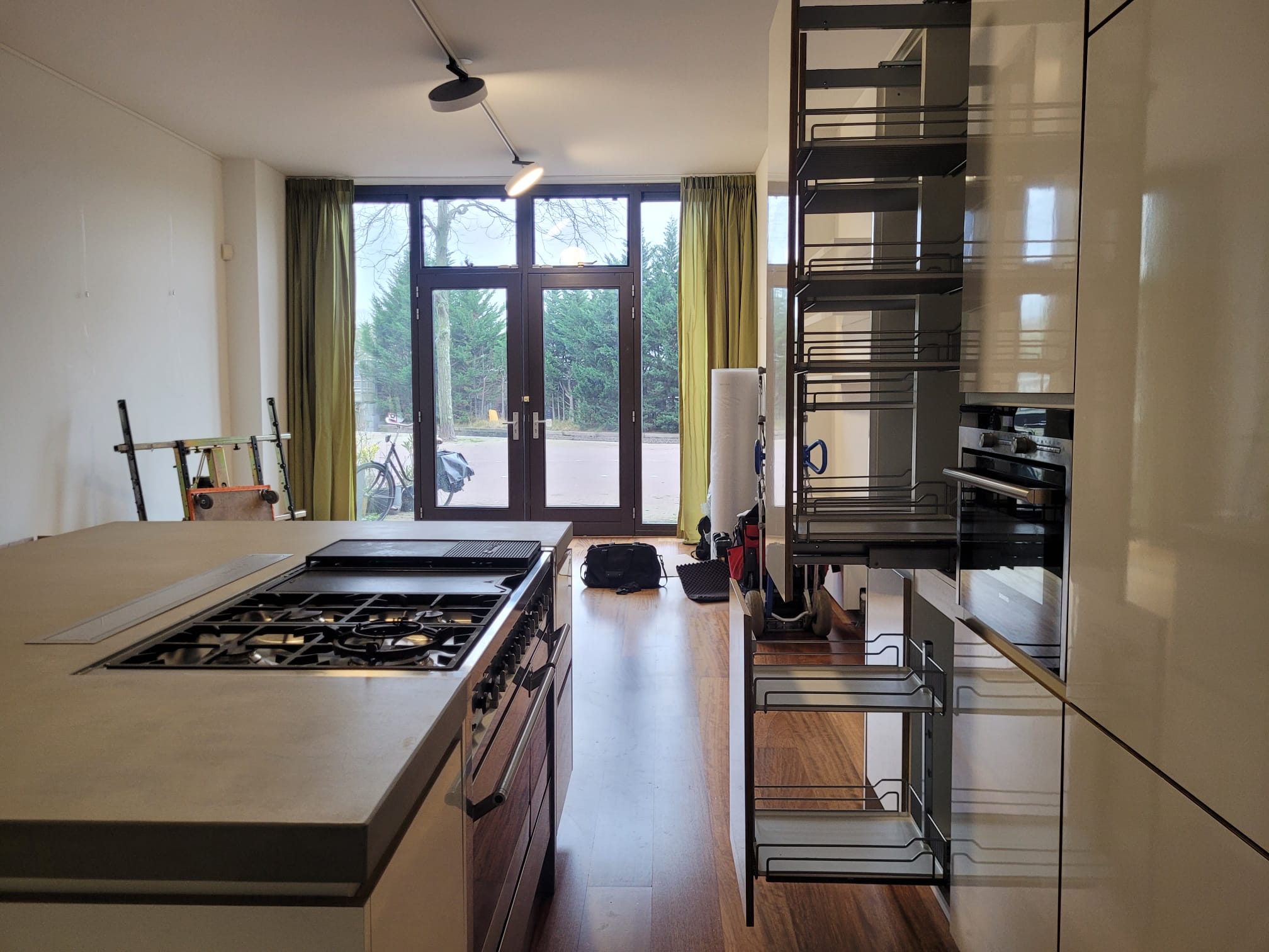 03625 - Witte eilandkeuken