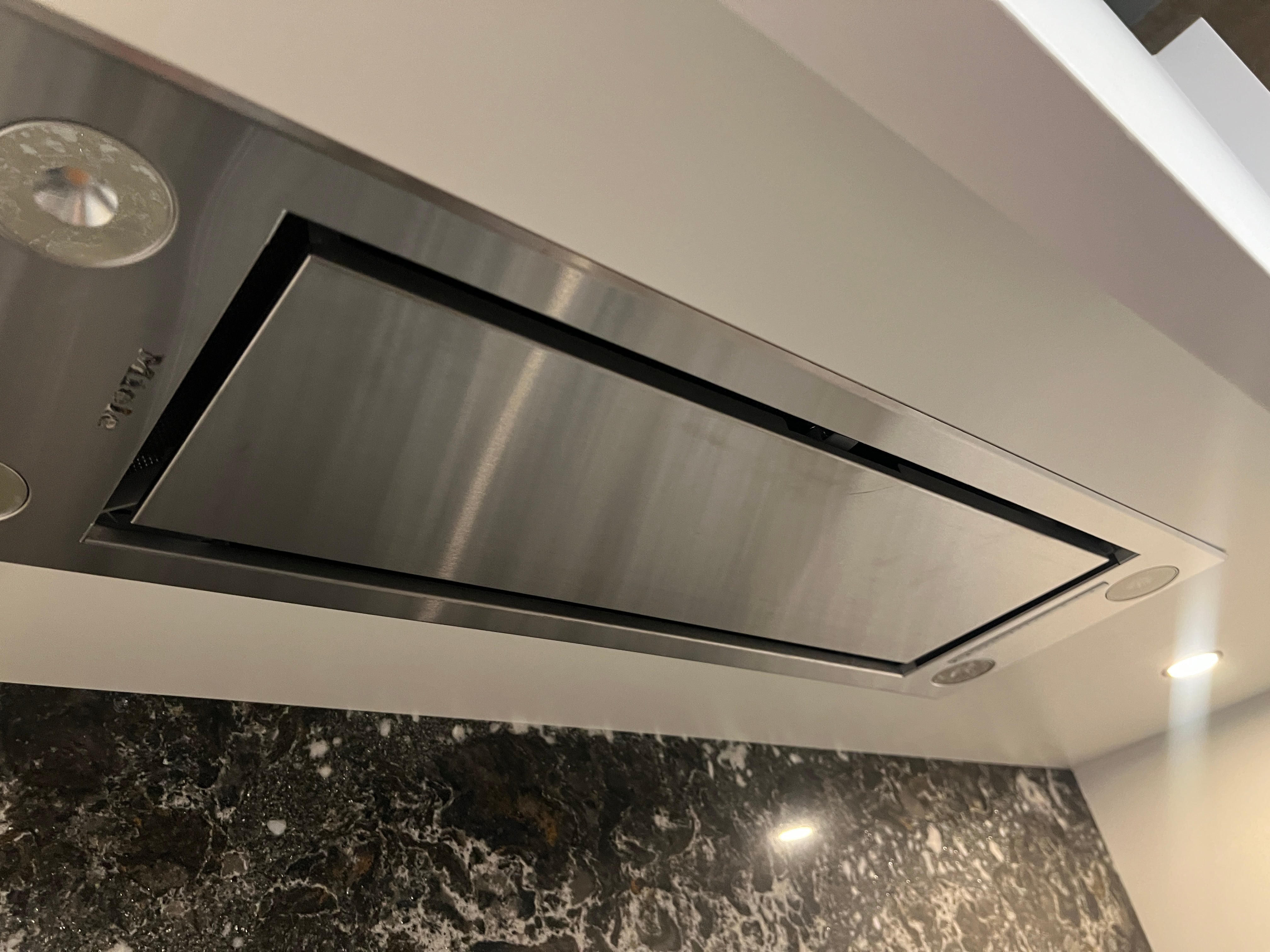 03753 - Exclusieve eilandkeuken met Miele apparatuur