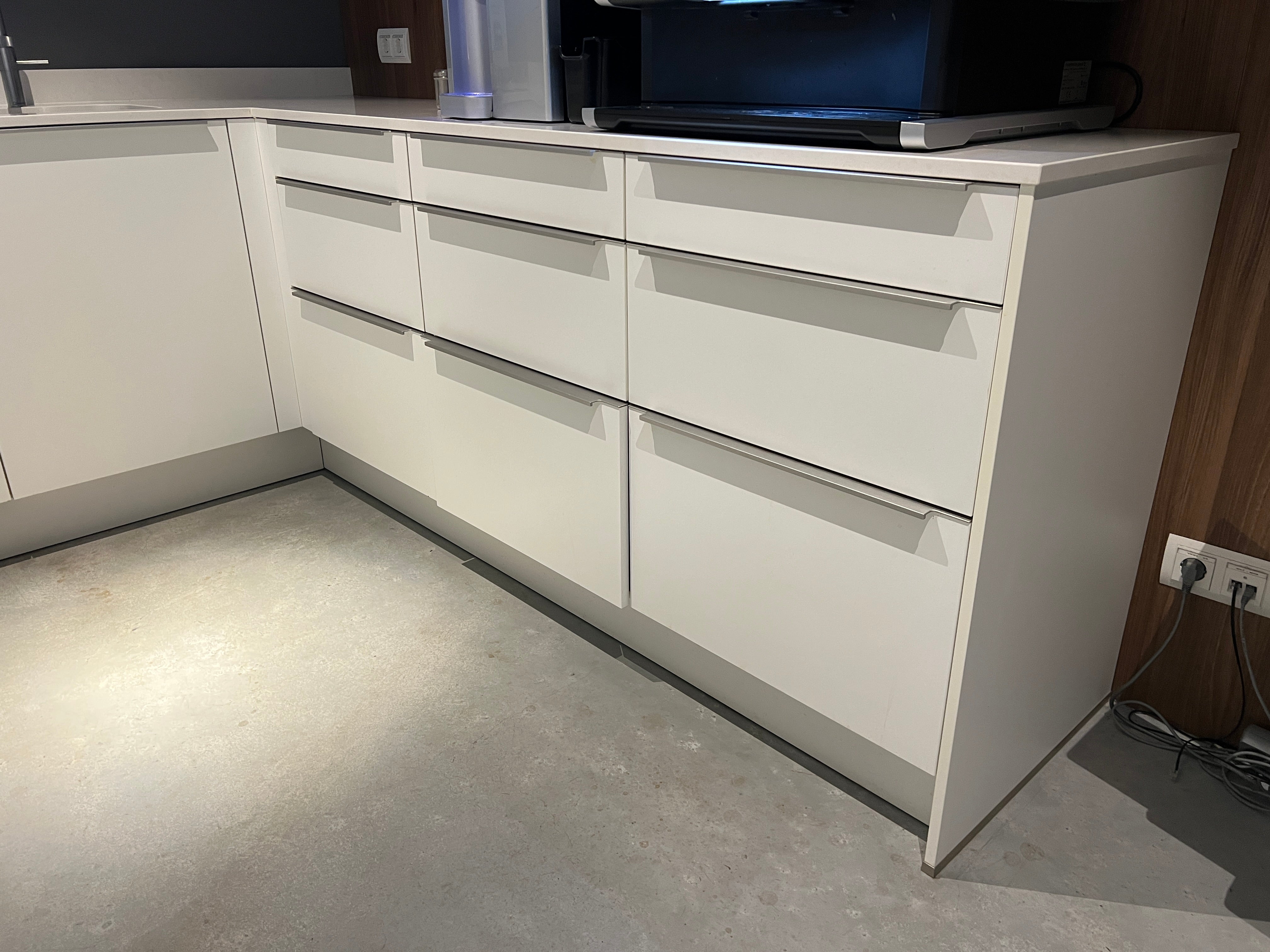 03755 - Witte pantry