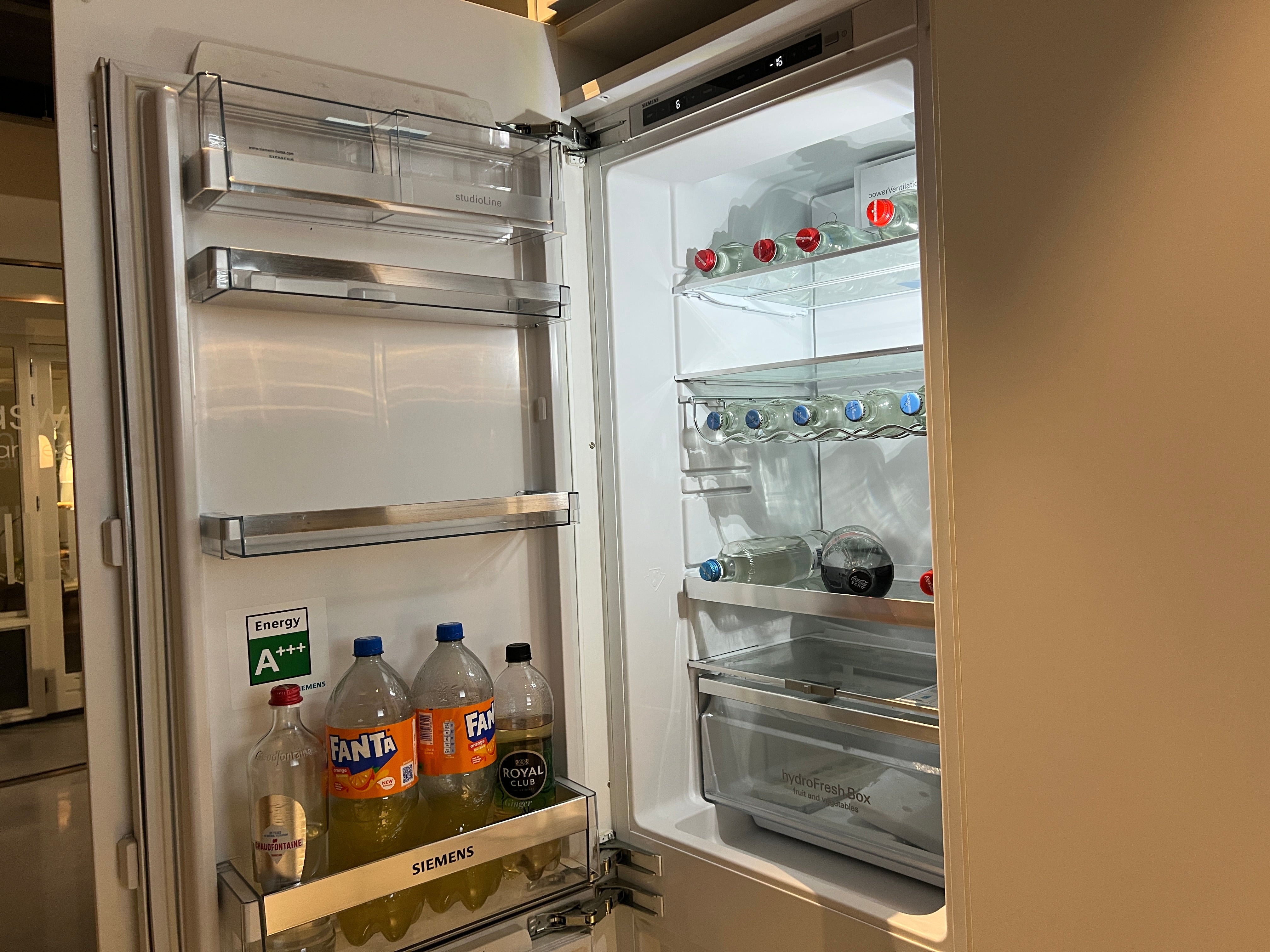 03755 - Witte pantry
