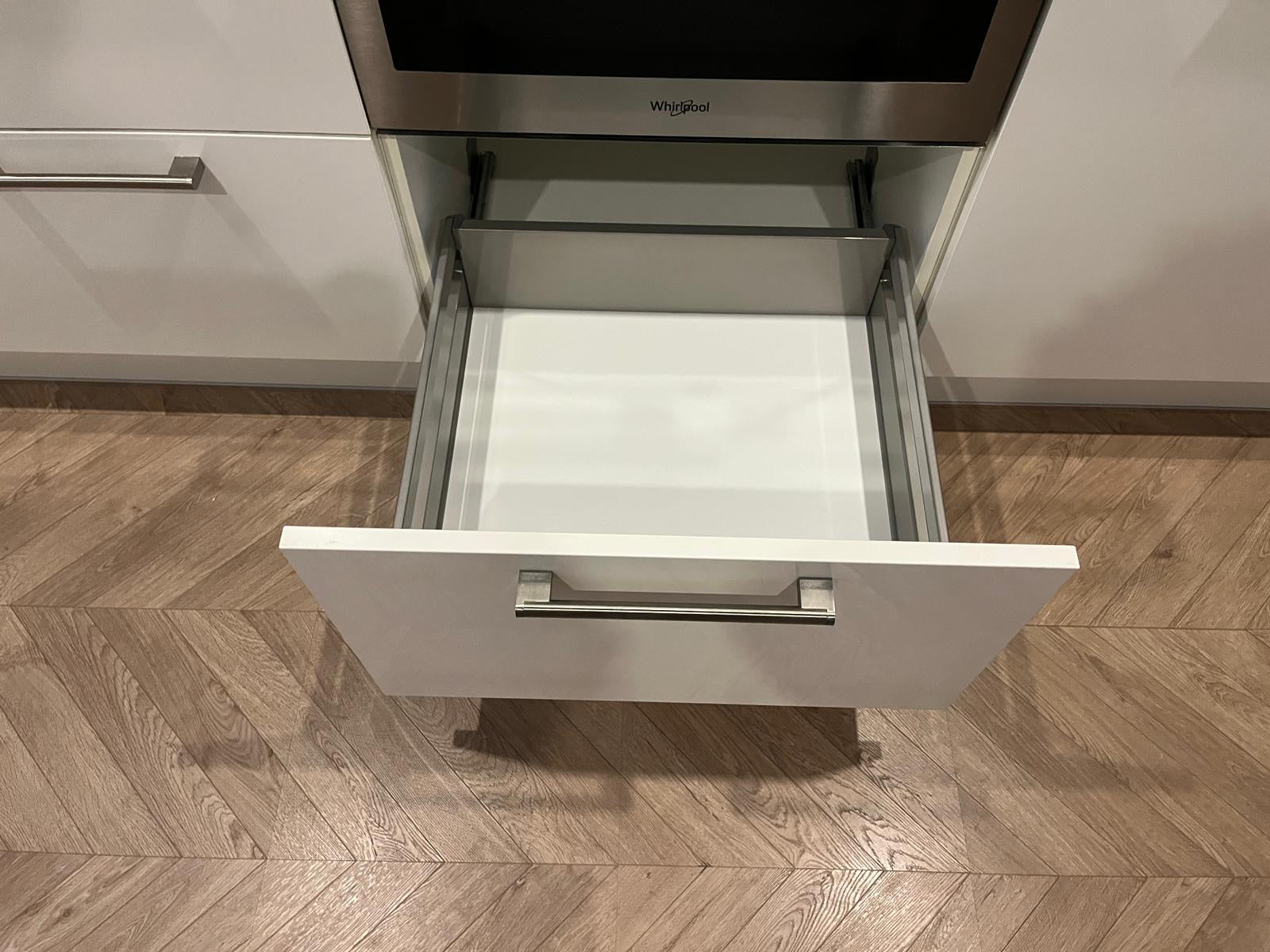 03649 - Witte steinhaus hoekkeuken