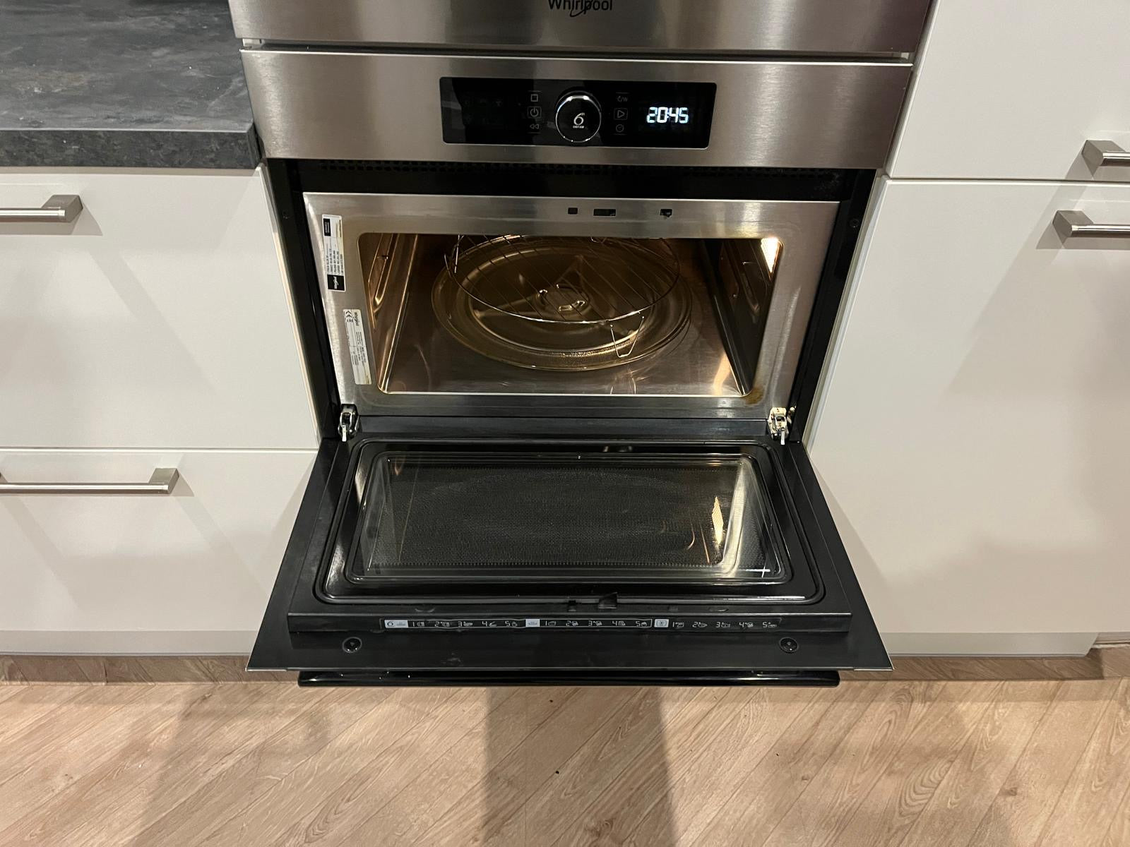 03649 - Witte steinhaus hoekkeuken