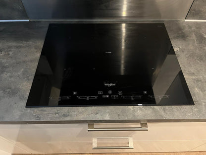 03649 - Witte steinhaus hoekkeuken