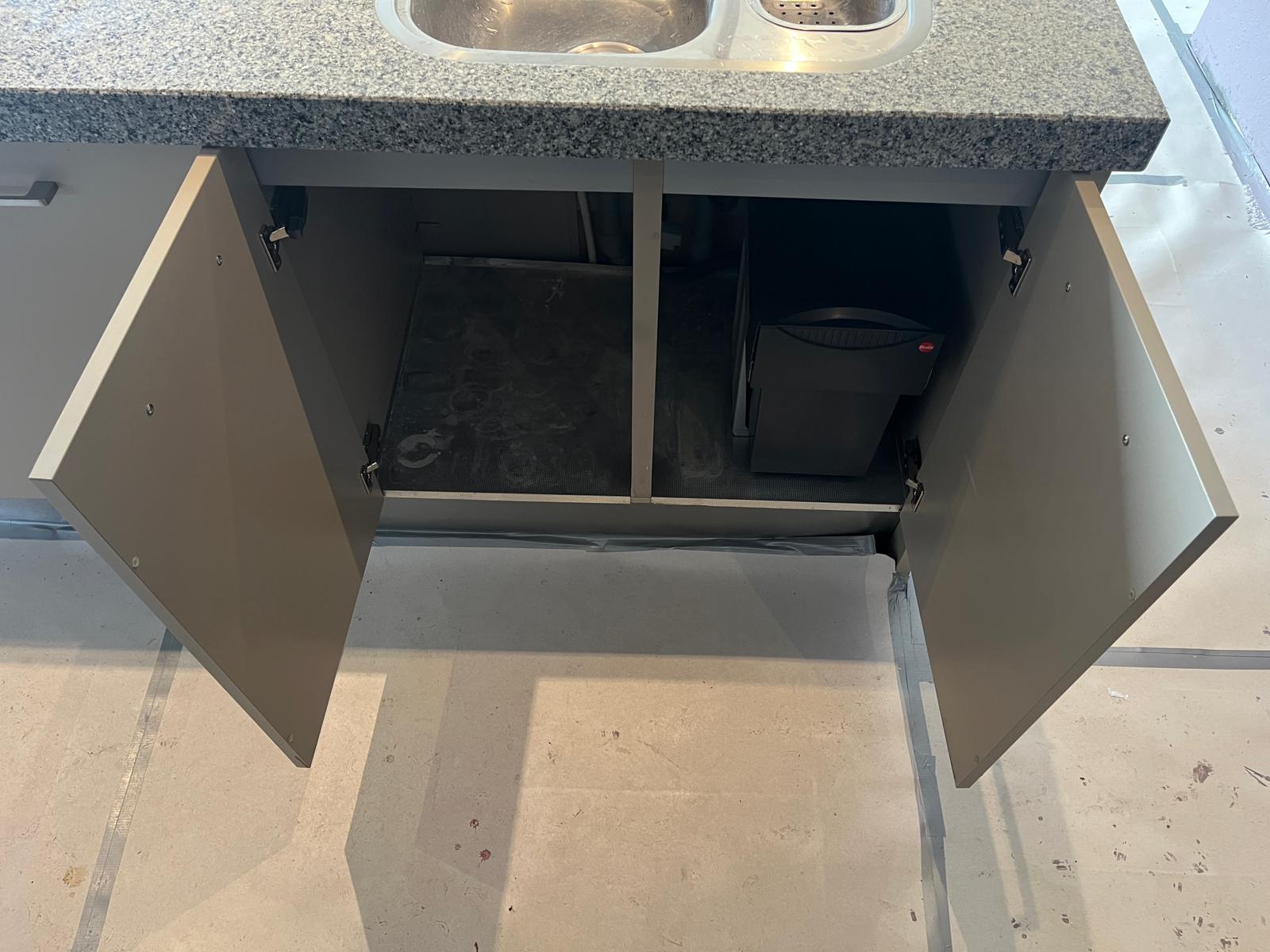 03617 - Moderne eilandkeuken