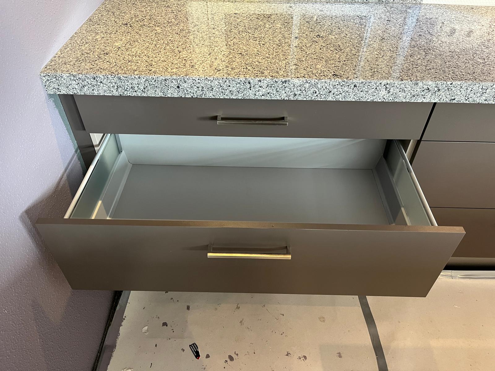 03617 - Moderne eilandkeuken