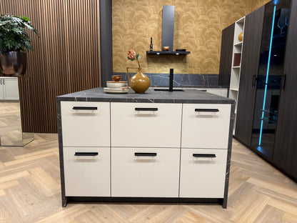 04015 - Eilandkeuken