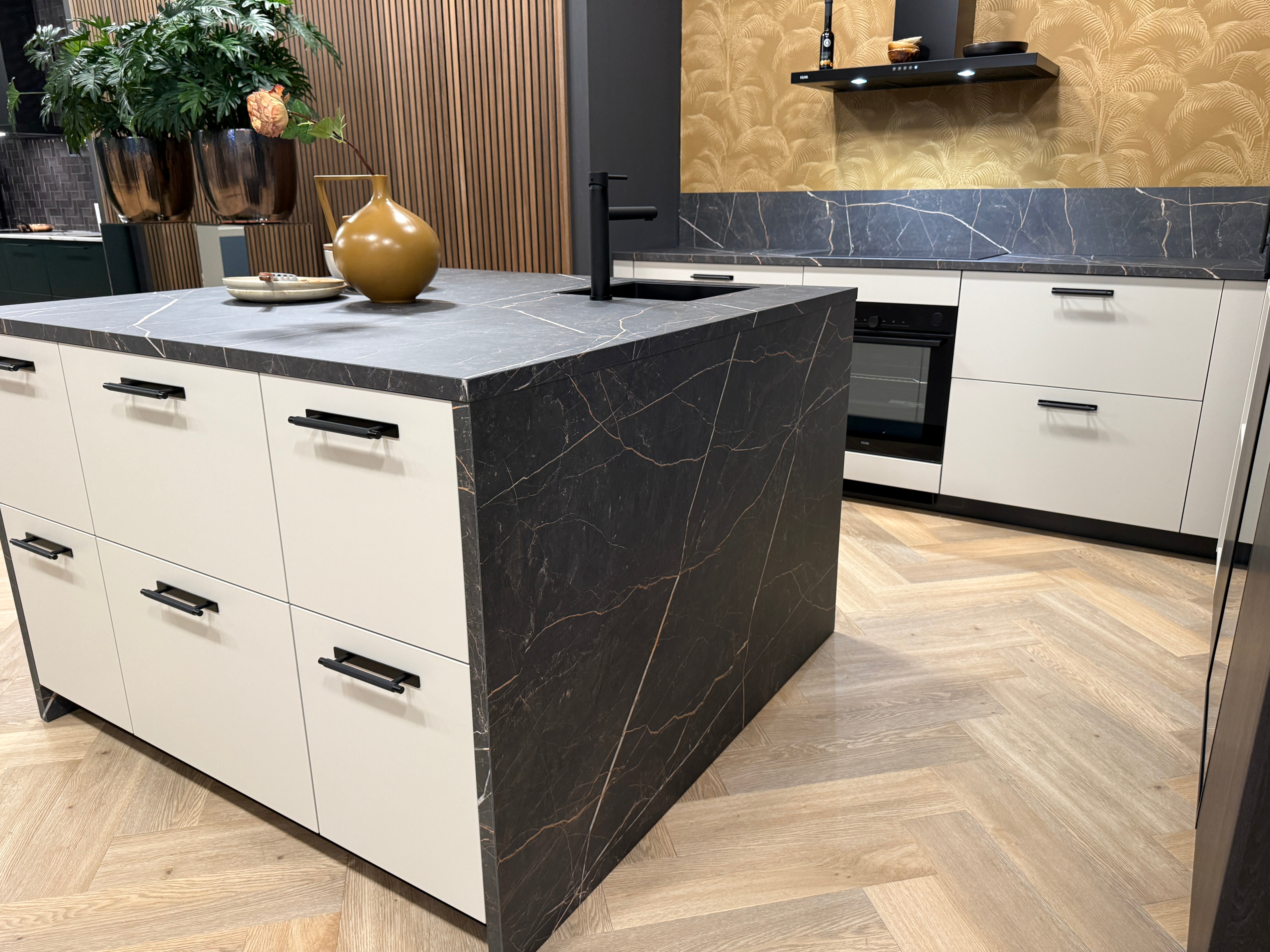 04015 - Eilandkeuken