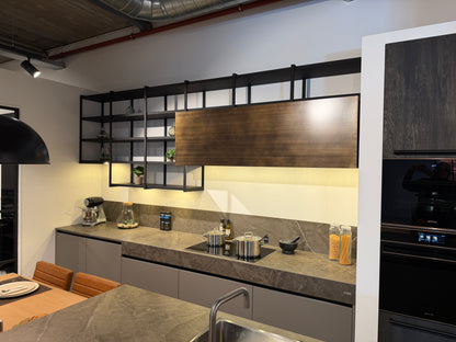 03751 - Moderne eilandkeuken met tafel
