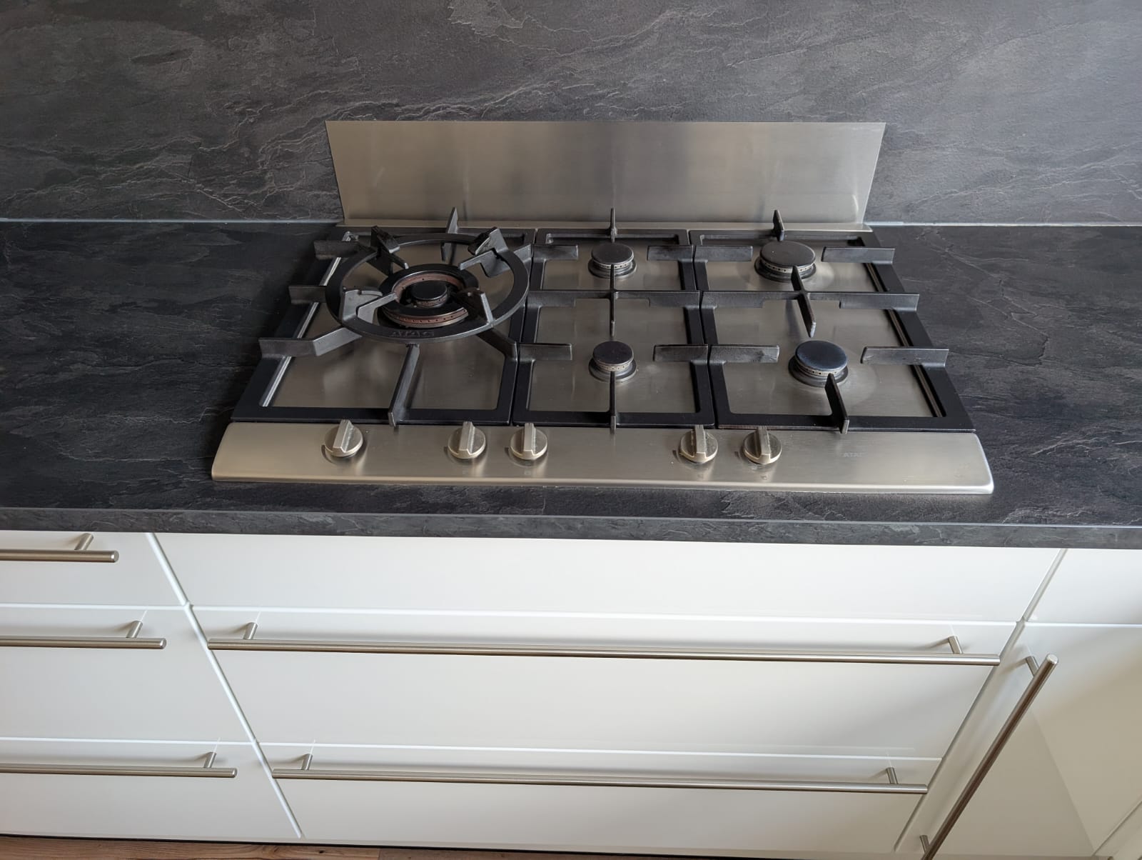 03068 - Witte hoekkeuken