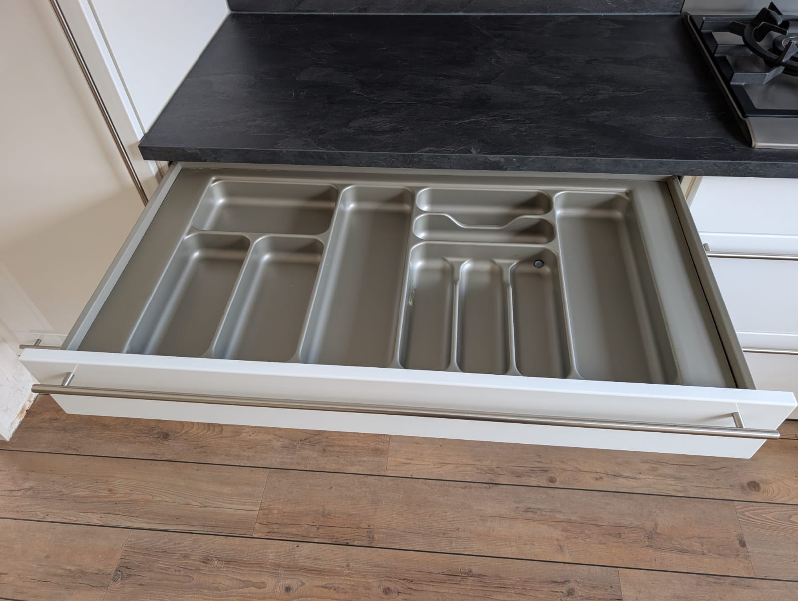 03068 - Witte hoekkeuken